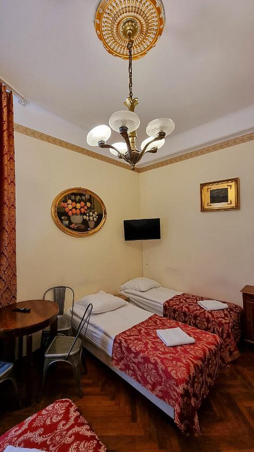 Vavelsky Apartments - Old Town Krakow Bagian luar foto