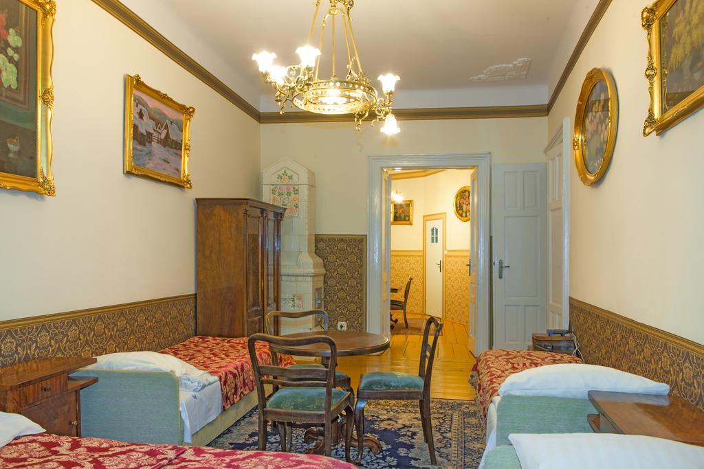 Vavelsky Apartments - Old Town Krakow Bagian luar foto