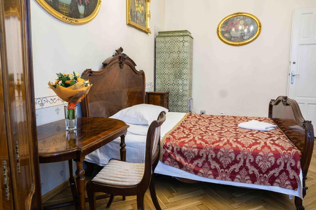 Vavelsky Apartments - Old Town Krakow Bagian luar foto