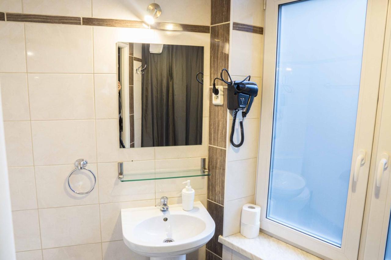 Vavelsky Apartments - Old Town Krakow Bagian luar foto