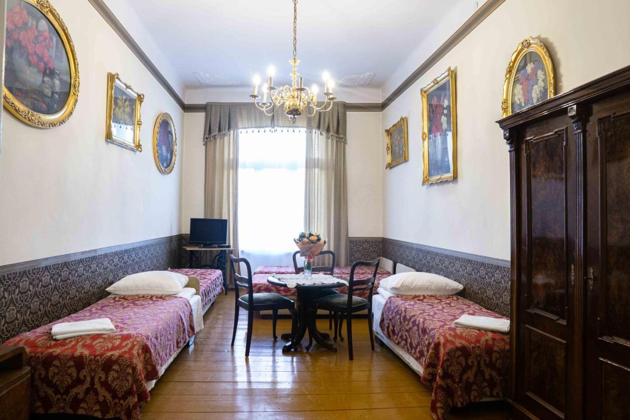 Vavelsky Apartments - Old Town Krakow Bagian luar foto